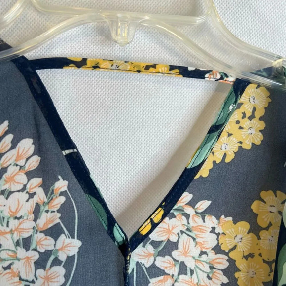 Navy and Yellow Floral‎ Short Sleeve Kimono One Size - Picture 3 of 9